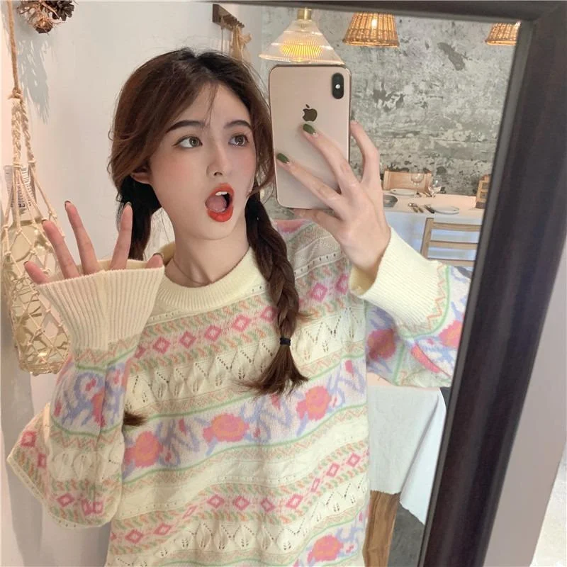 Women's Kawaii Floral Knitted Stripe Sweater