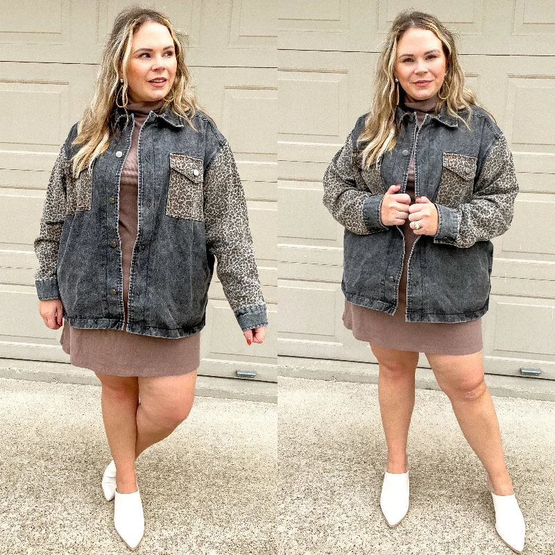 Blogger Poses Leopard Print Block Button Up Jacket in Black