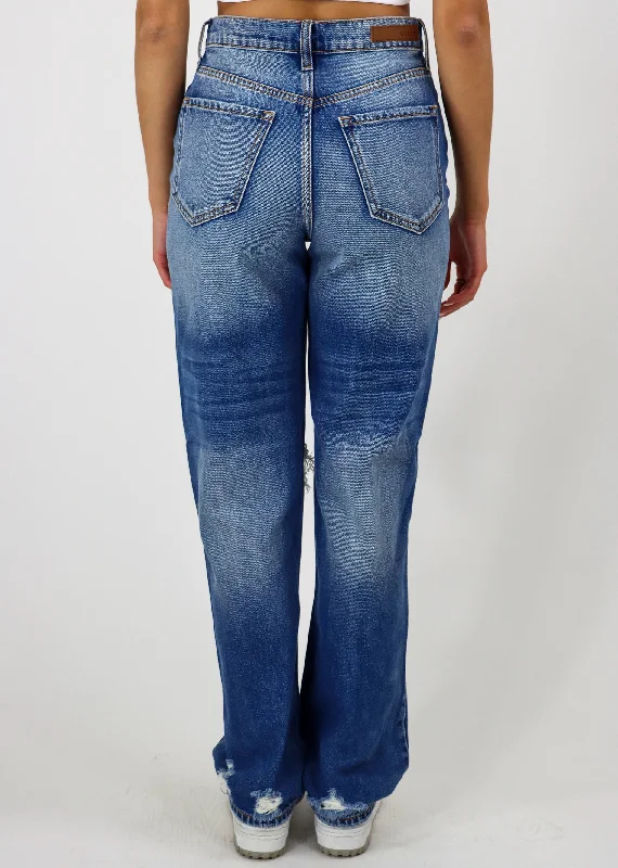 Hear Me Out Dad Jeans ★ Medium Wash