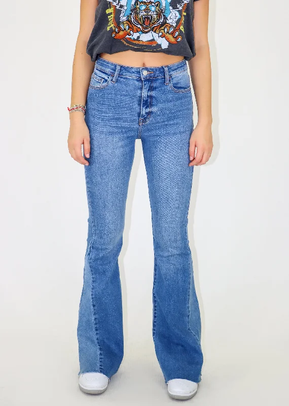 Come Through Jeans ★ Medium Wash