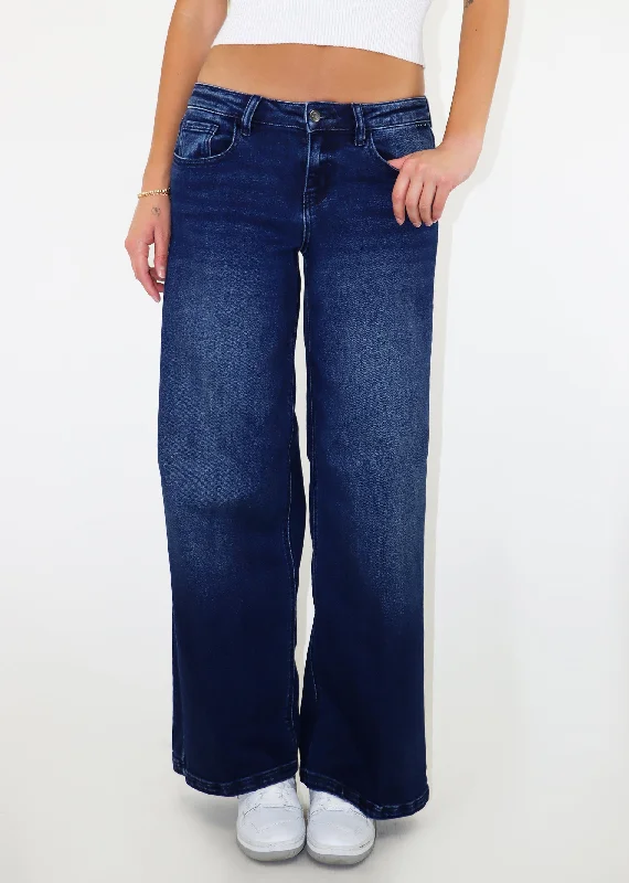 Blue Eyes Low Rise Jeans ★ Dark Wash